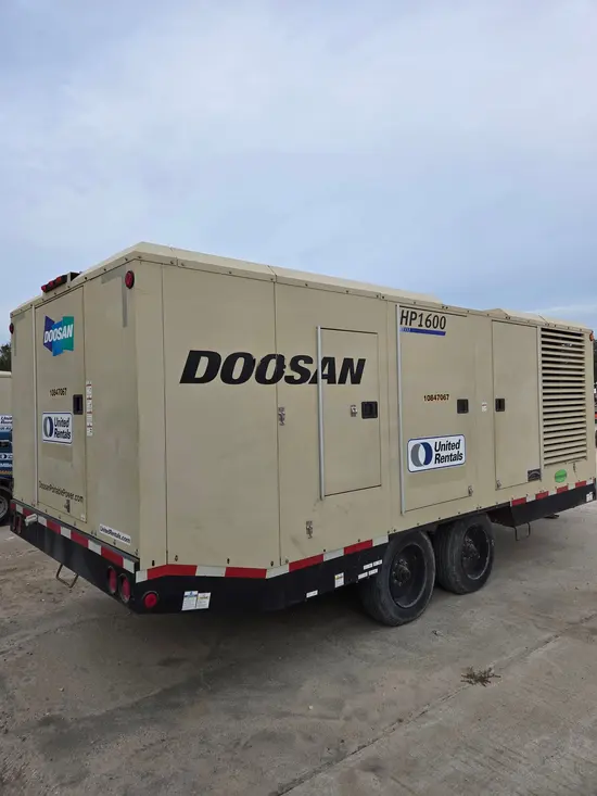 2018 Doosan HP1600WCU-T4F Air Compressor