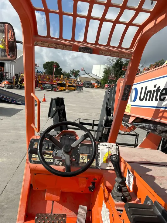 2017 SKYTRAK 10054 Forklift