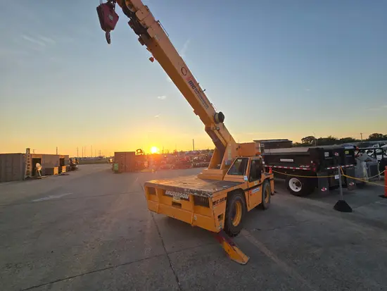 2022 Broderson IC-200-3J