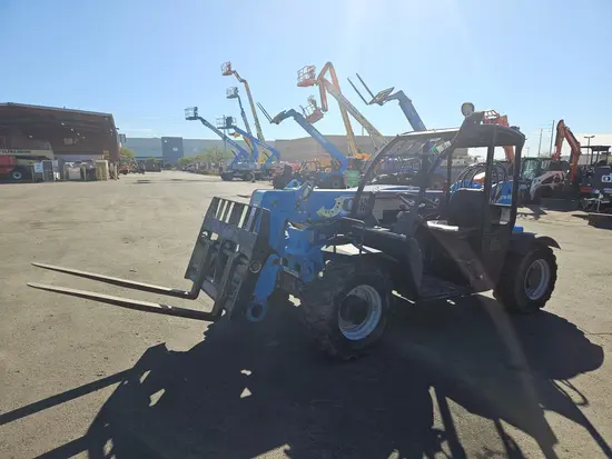 2018 Genie GTH-5519 Forklift