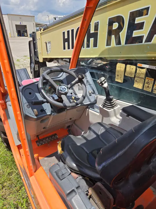 2017 JLG 642 Forklift