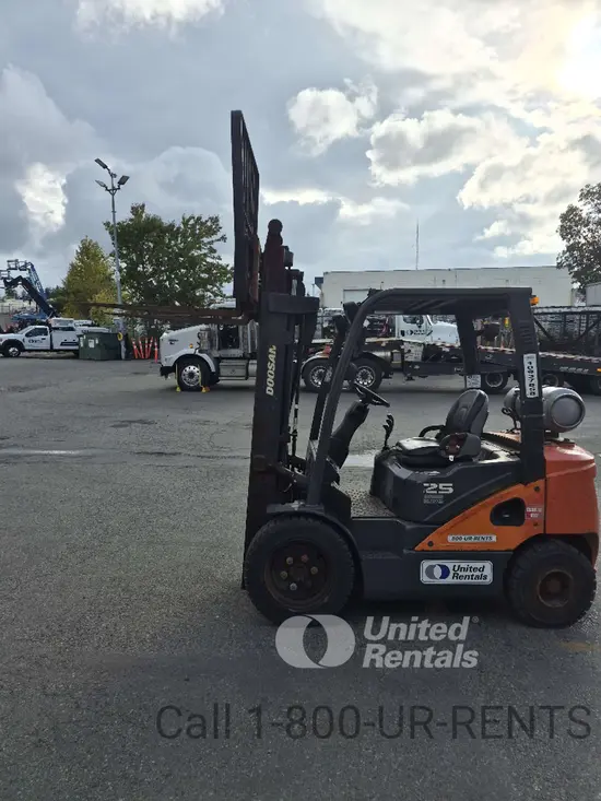 2019 Doosan G25P-7DF Warehouse Forklift