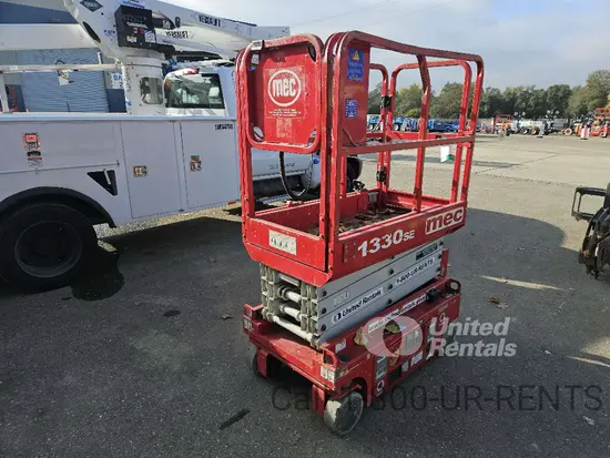 2017 MEC 1330SE Scissor Lift