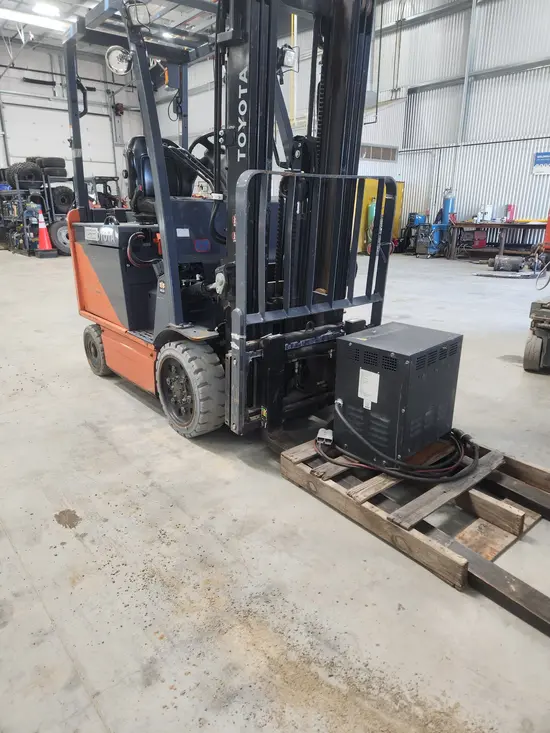 2019 Toyota 8FBCU25 Warehouse Forklift
