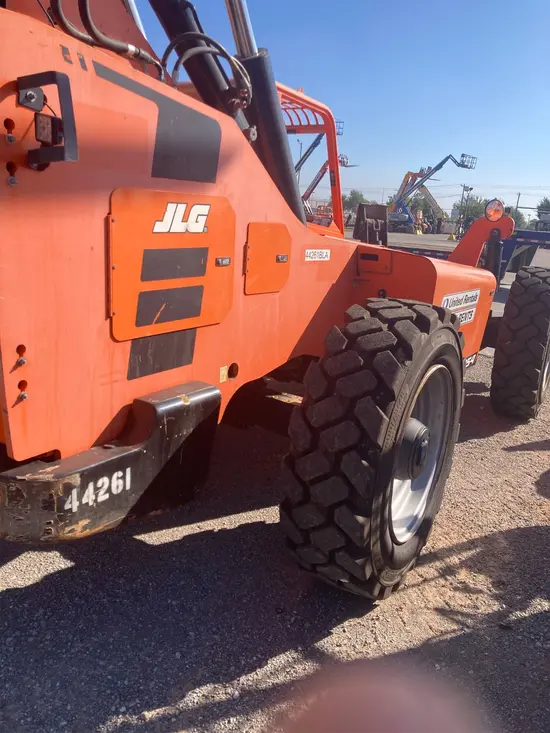 2017 SKYTRAK 10054 Forklift