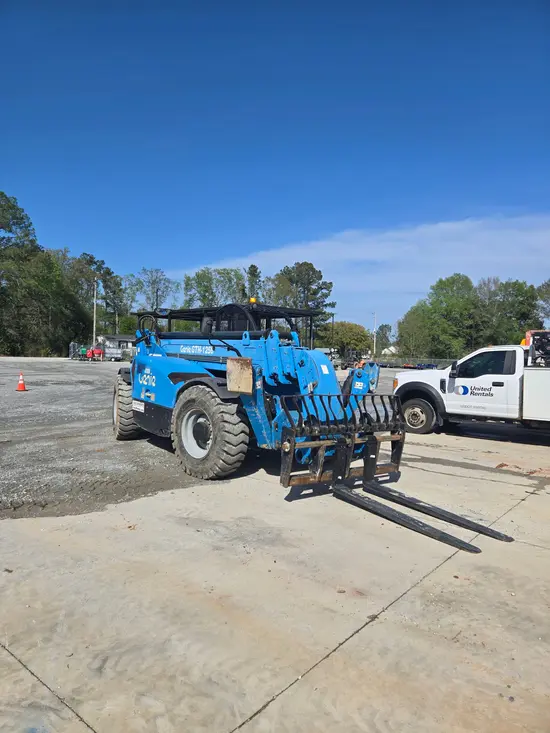 2018 Genie GTH-1256 Forklift