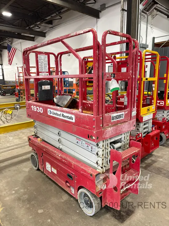 2017 MEC 1930SE Scissor Lift