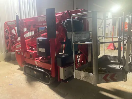 2017 TEUPEN TL54AJ-BAT Atrium Lift