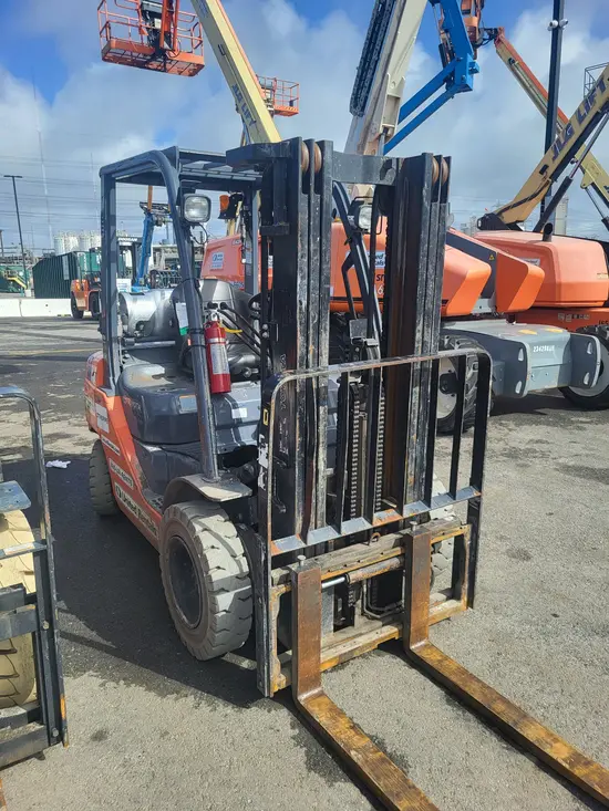 2019 Toyota 8FGU25 Warehouse Forklift