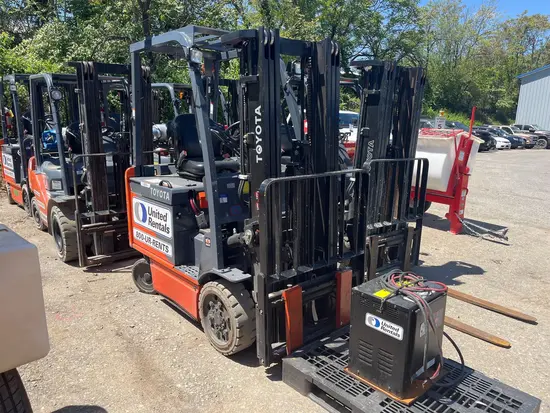 2022 Toyota 8FBCU25 Warehouse Forklift