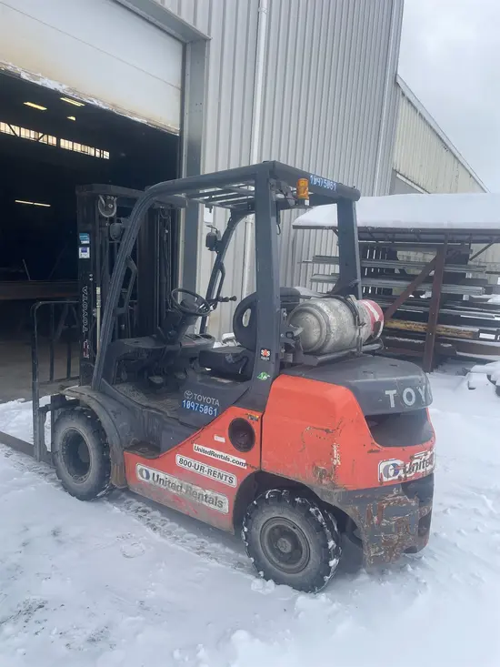 2019 Toyota 8FGU25 Warehouse Forklift