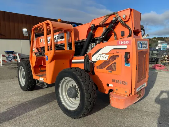 2015 SKYTRAK 6042 Forklift