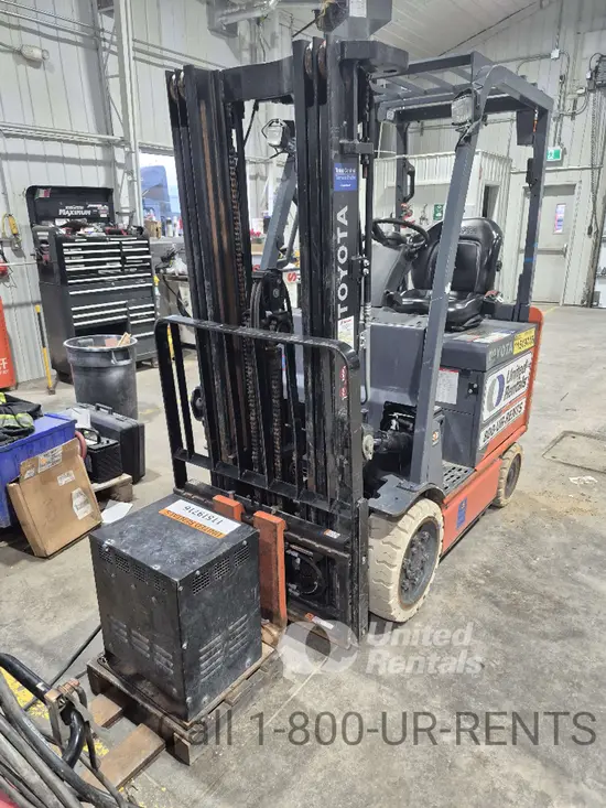 2022 Toyota 8FBCU25 Warehouse Forklift