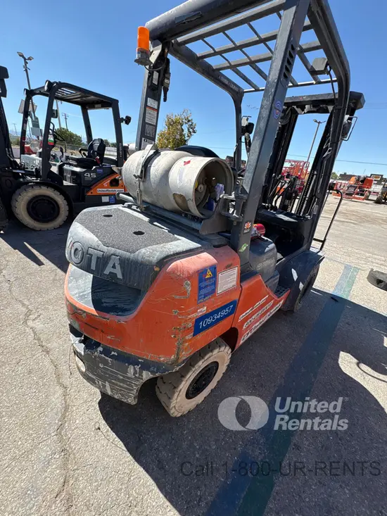 2019 Toyota 8FGU25 Warehouse Forklift