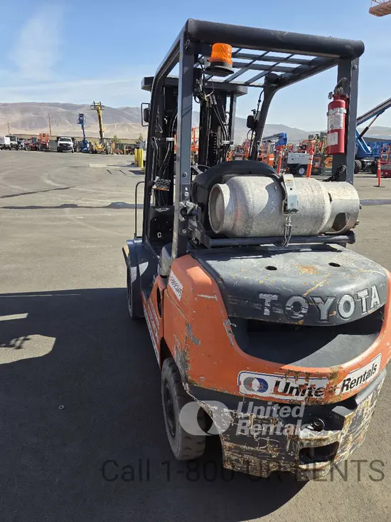 2019 Toyota 8FGU25 Warehouse Forklift