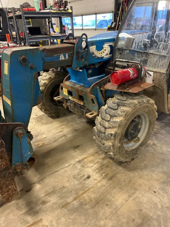 2018 Genie GTH-5519 Forklift