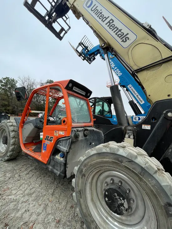 2020 JLG 1055 Forklift