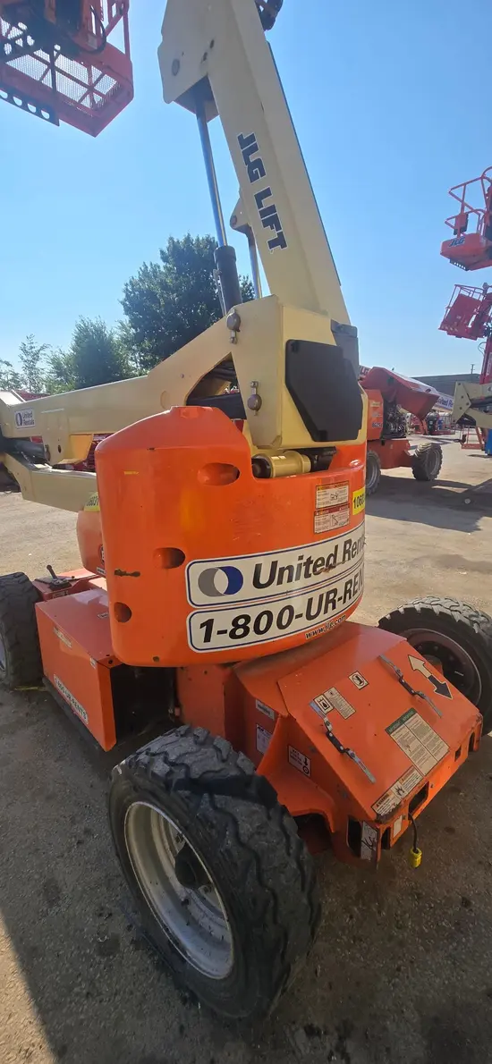 2017 JLG E450AJ Articulating Boom Lift
