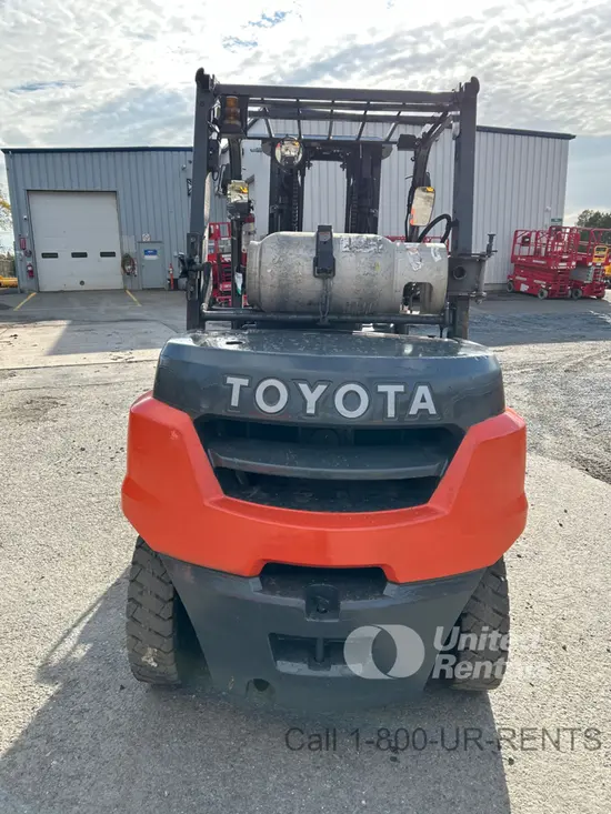 2018 Toyota 8FG35U Warehouse Forklift