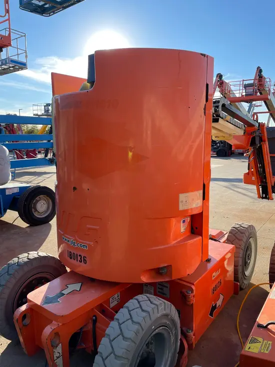 2016 JLG E300AJP Articulating Boom Lift