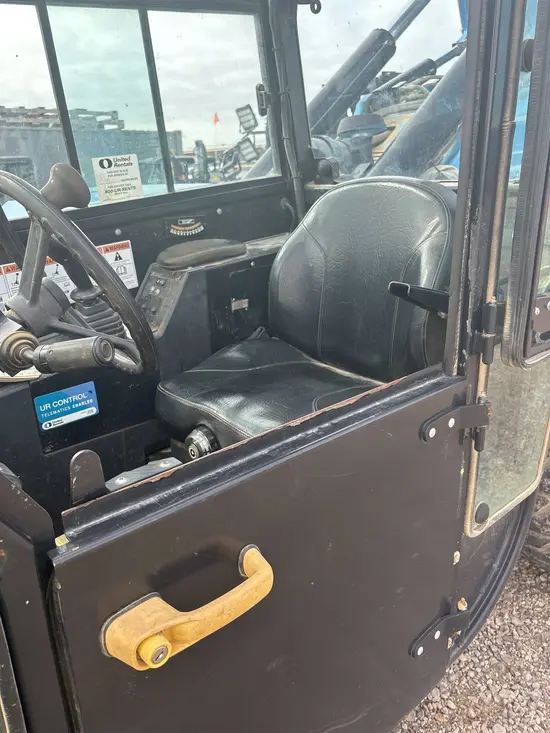 2016 Genie GTH-1056 Forklift