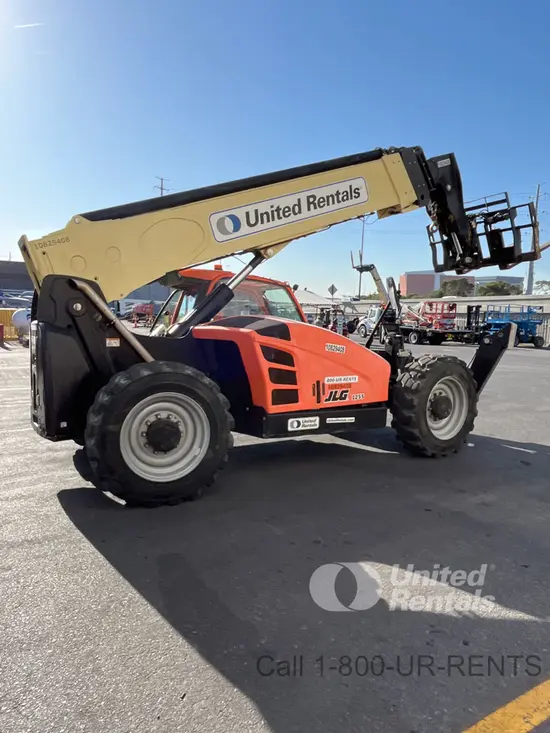 2018 JLG 1255 Forklift