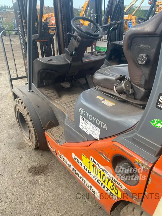 2019 Toyota 8FGU25 Warehouse Forklift