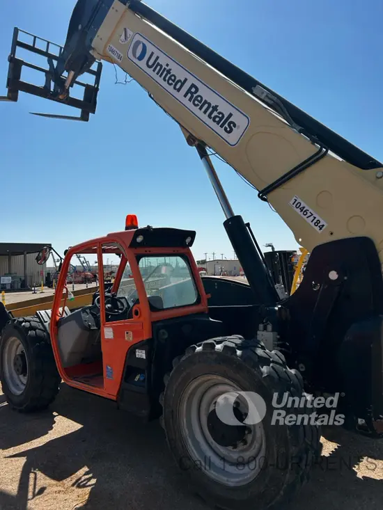 2016 JLG 1055 Forklift