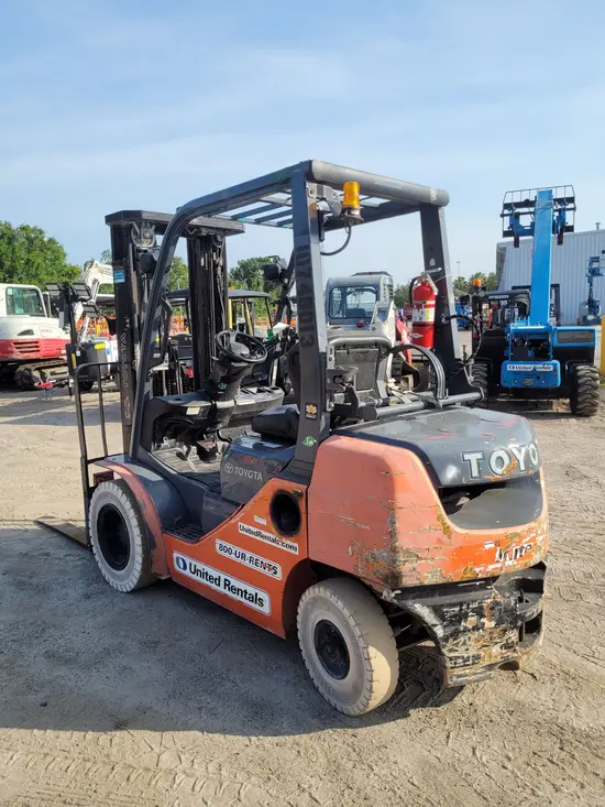 2018 Toyota 8FGU25 Warehouse Forklift
