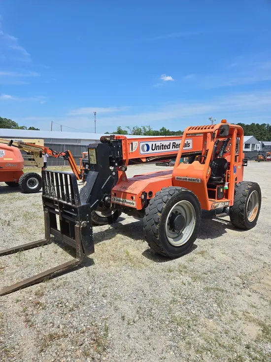2018 SKYTRAK 6036 Forklift