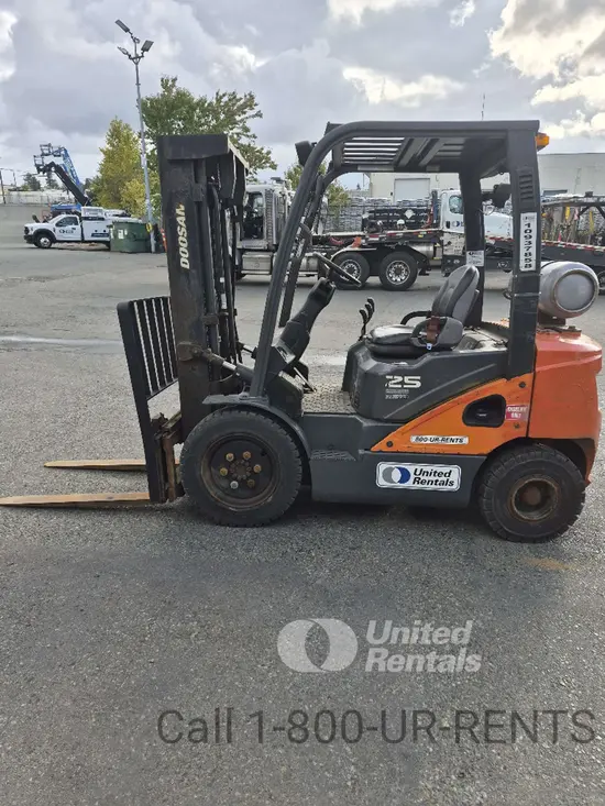 2019 Doosan G25P-7DF Warehouse Forklift