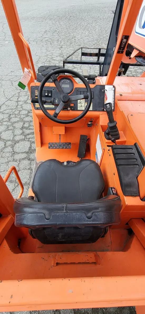 2017 SKYTRAK 8042 Forklift