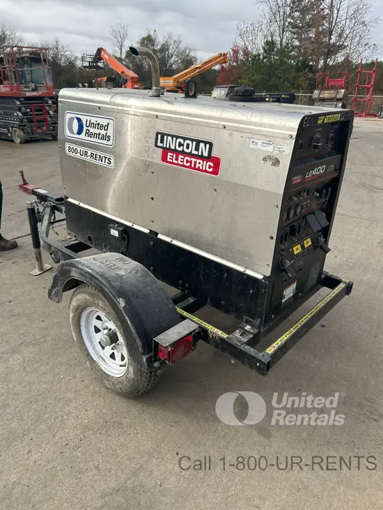 2024 Lincoln Electric LE400 Welder