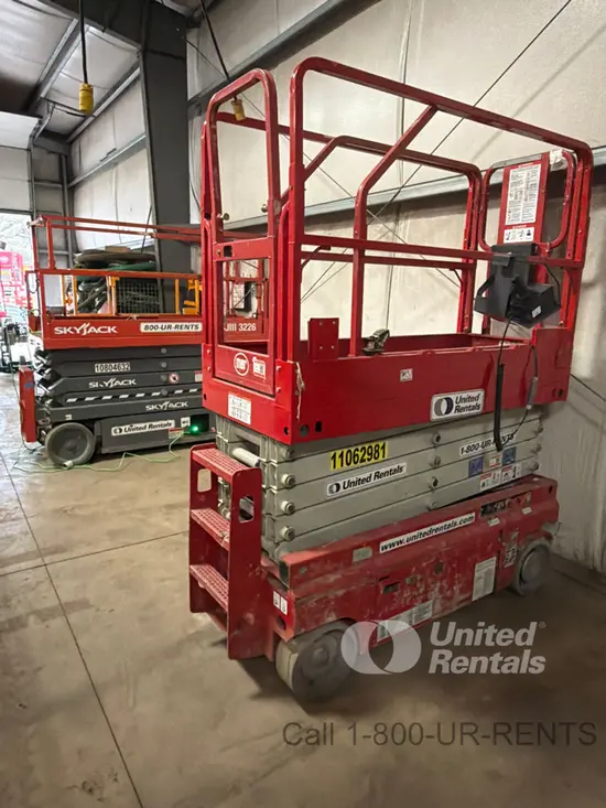 2020 MEC MICRO 26 Scissor Lift