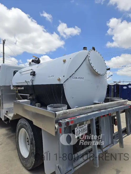2019 HINO 268DCD4X2