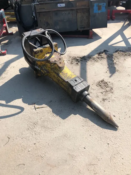 2016 Atlas Copco SB 452 Attachment