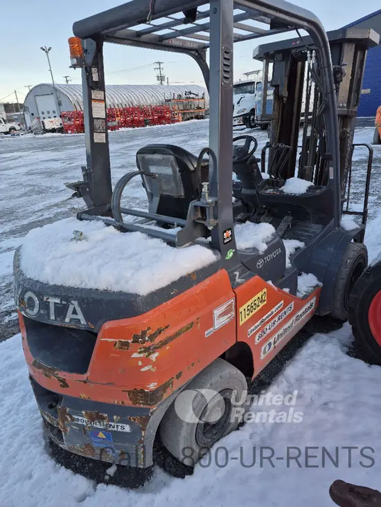 2022 Toyota 8FGU30 Warehouse Forklift