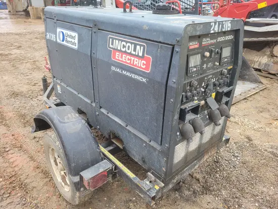2020 Lincoln Electric DUAL MAVERICK Welder