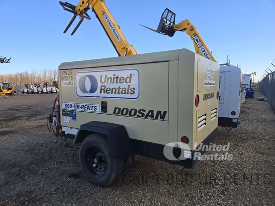 2021 Doosan P425/HP375WCUT4 Air Compressor