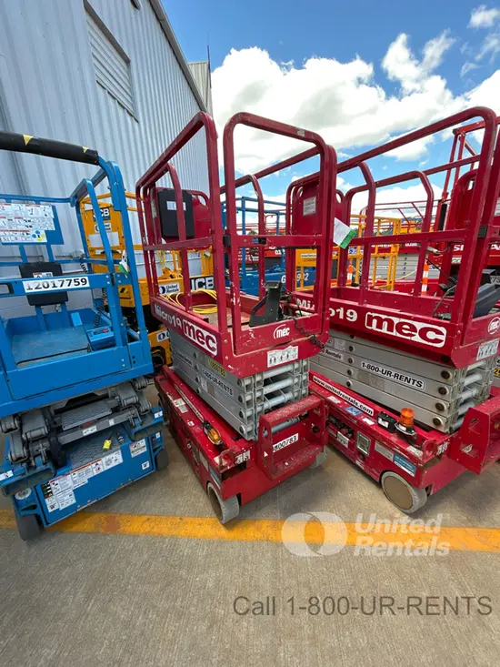 2018 MEC MICRO 19 Scissor Lift