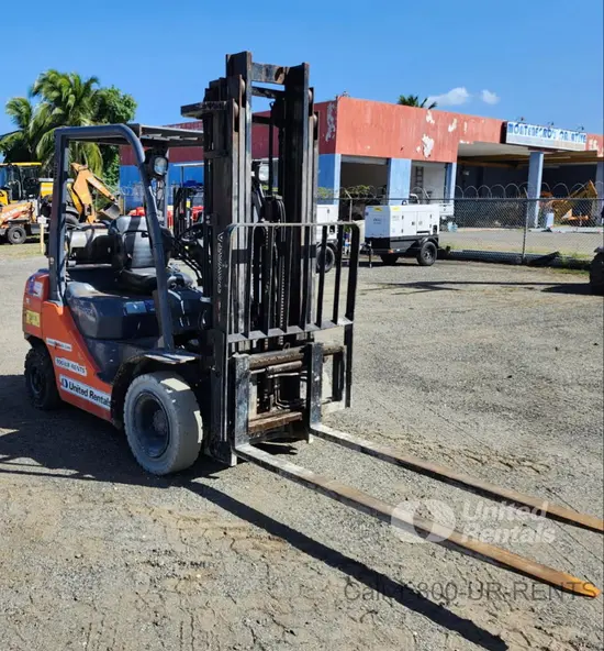 2019 Toyota 8FGU25 Warehouse Forklift