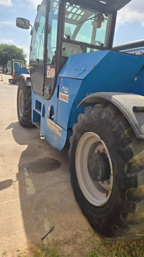 2018 Genie GTH-1256 Forklift