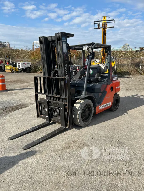 2018 Toyota 8FG35U Warehouse Forklift