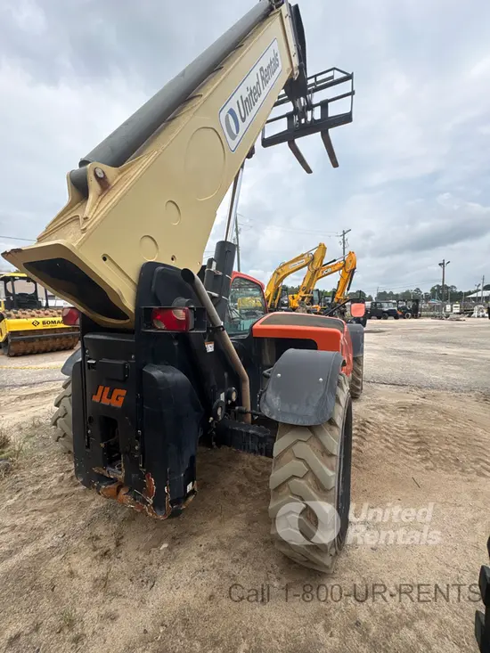 2019 JLG 1055 Forklift