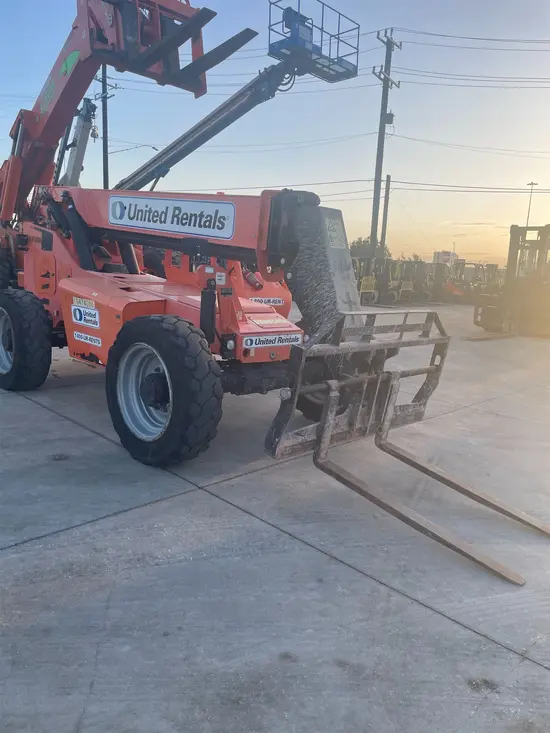 2016 SKYTRAK 8042 Forklift