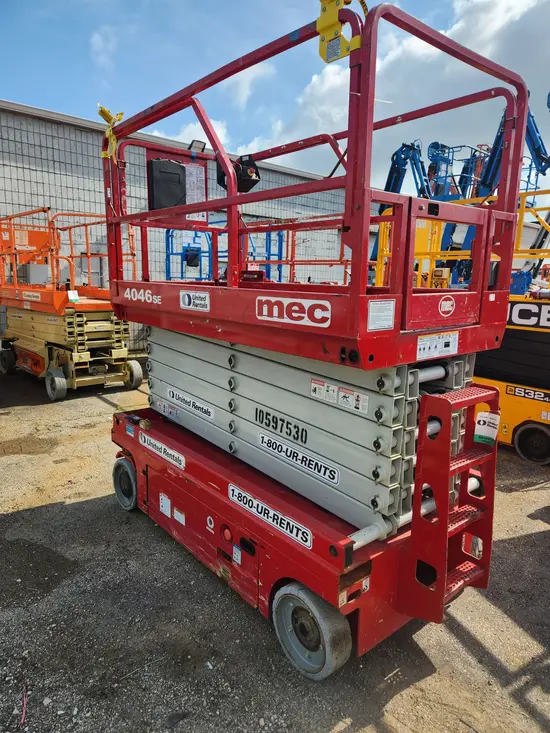 2017 MEC 4046SE Scissor Lift