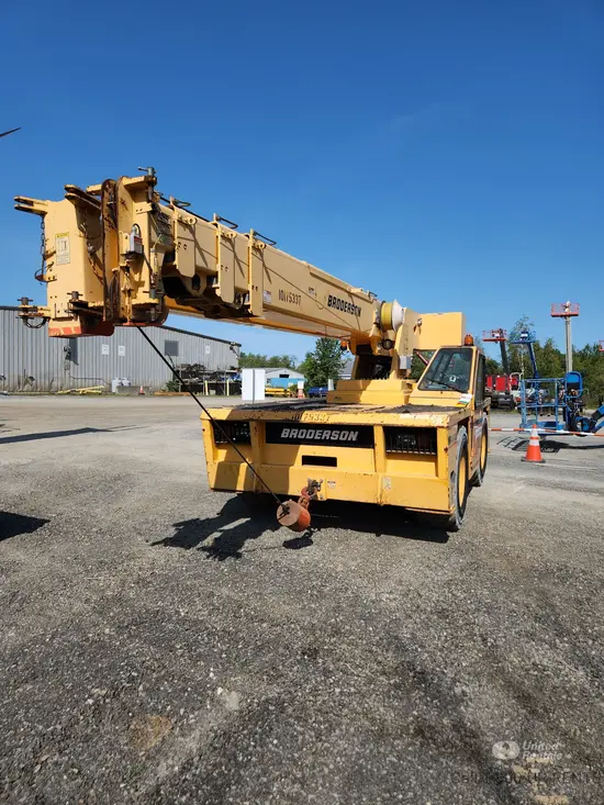 2013 Broderson IC-200-3H