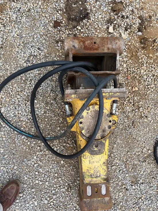 2021 Epiroc SB 452 Attachment