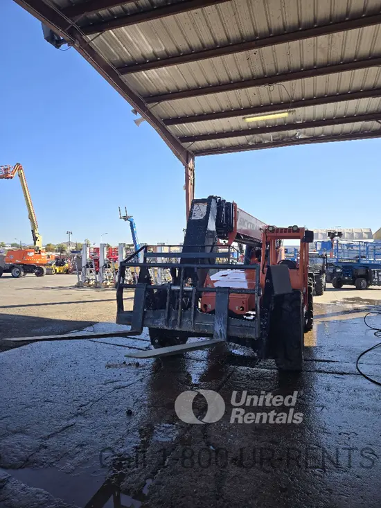 2018 SKYTRAK 10054 Forklift