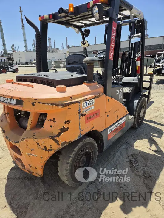2019 Doosan D35S-7 Warehouse Forklift